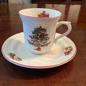 Brick Oven Stoneware Christmas Tree Tea Coffee Cup Mug and Saucer